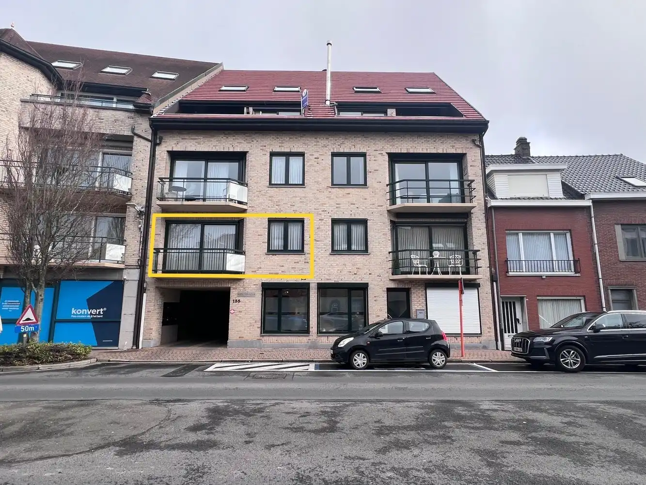 Instapklaar appartement met 2 slaapkamers en groot terras foto 2