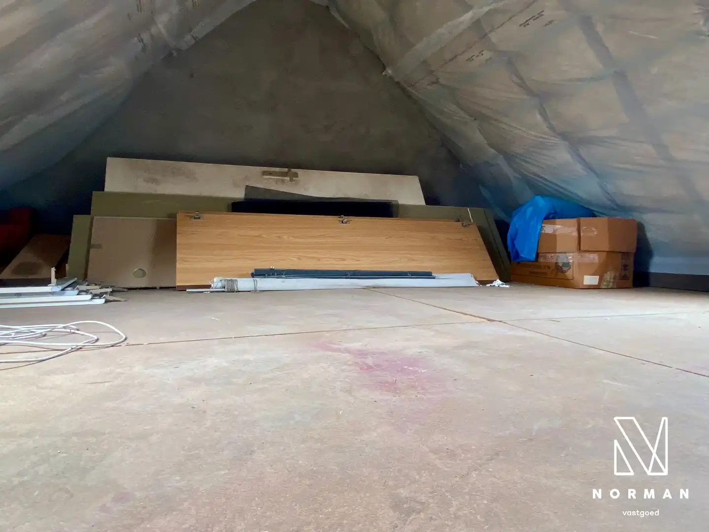 Instapklare bel-etagewoning in Kuurne met zonnig terras foto 12