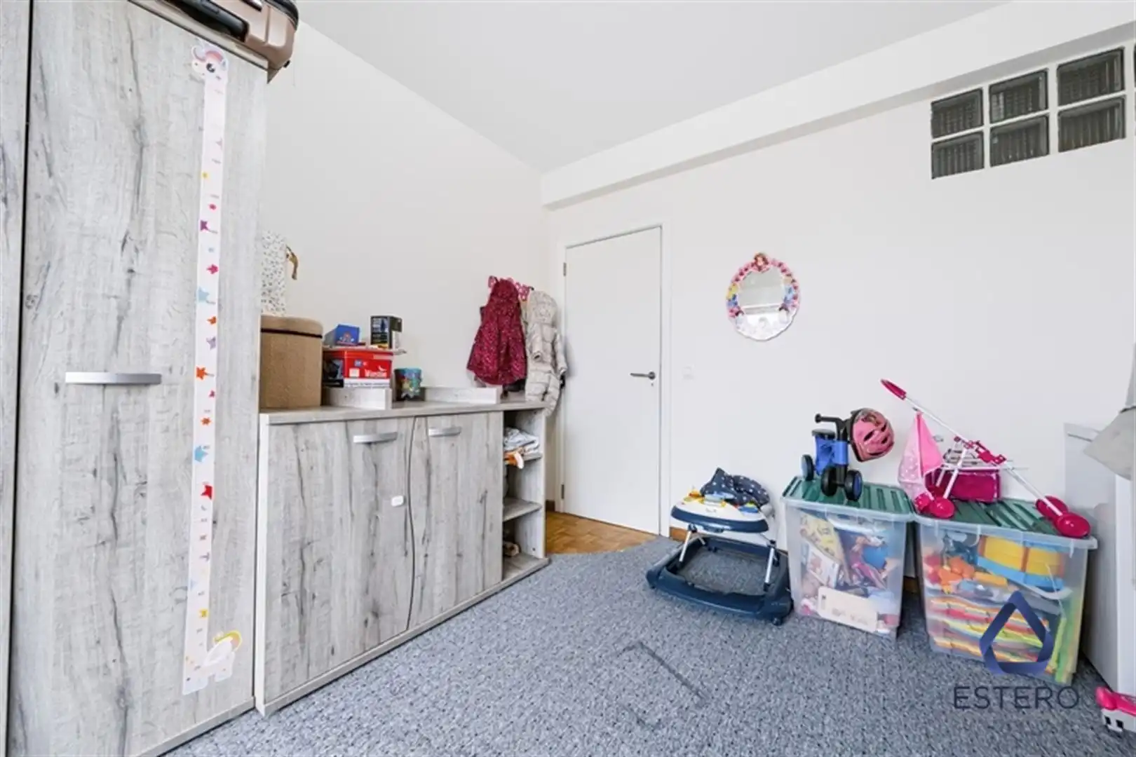 Ruim appartement met garagebox op een toplocatie in Aalst foto 10