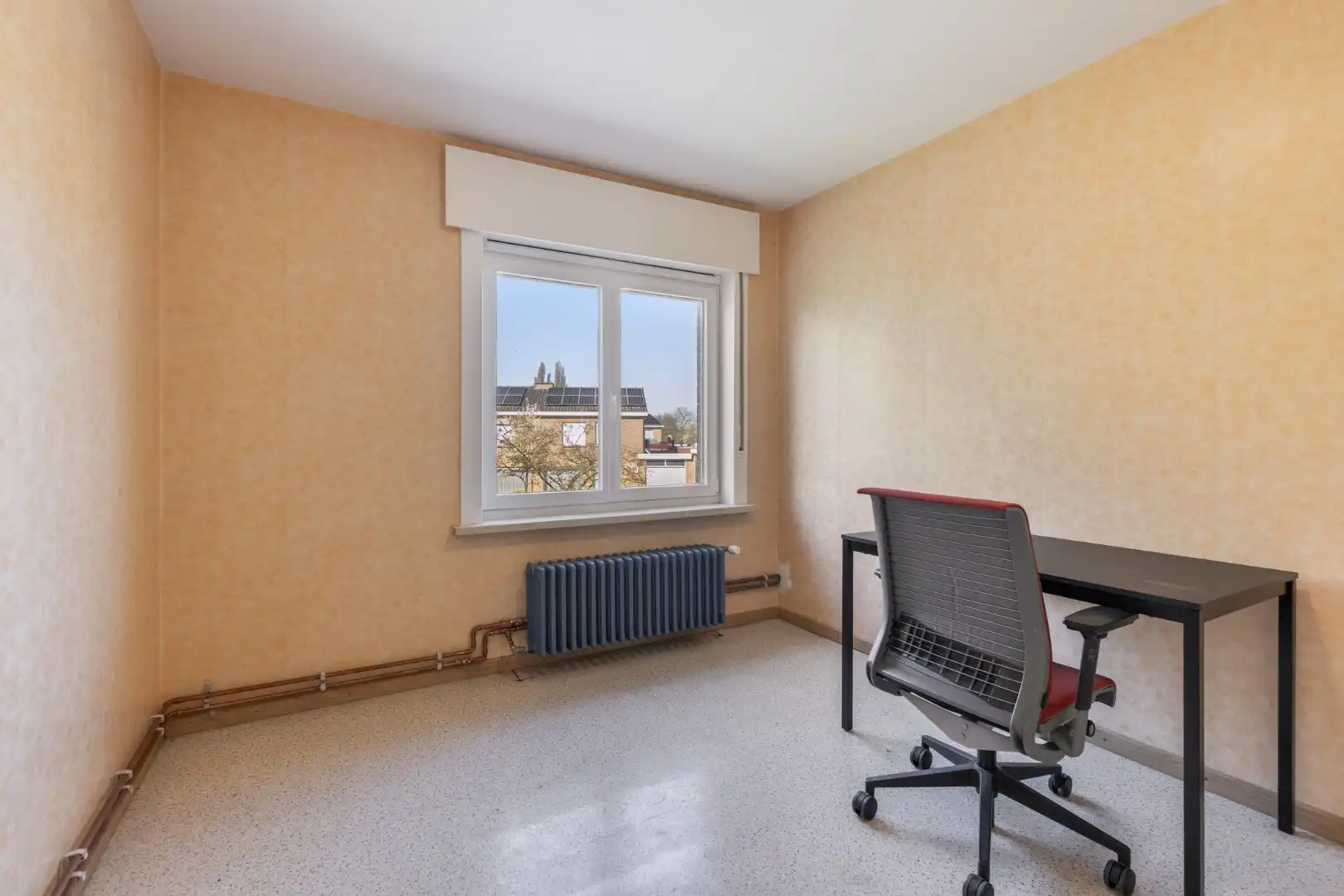 Heel aangename woning met grote tuin in een rustige buurt! foto 17