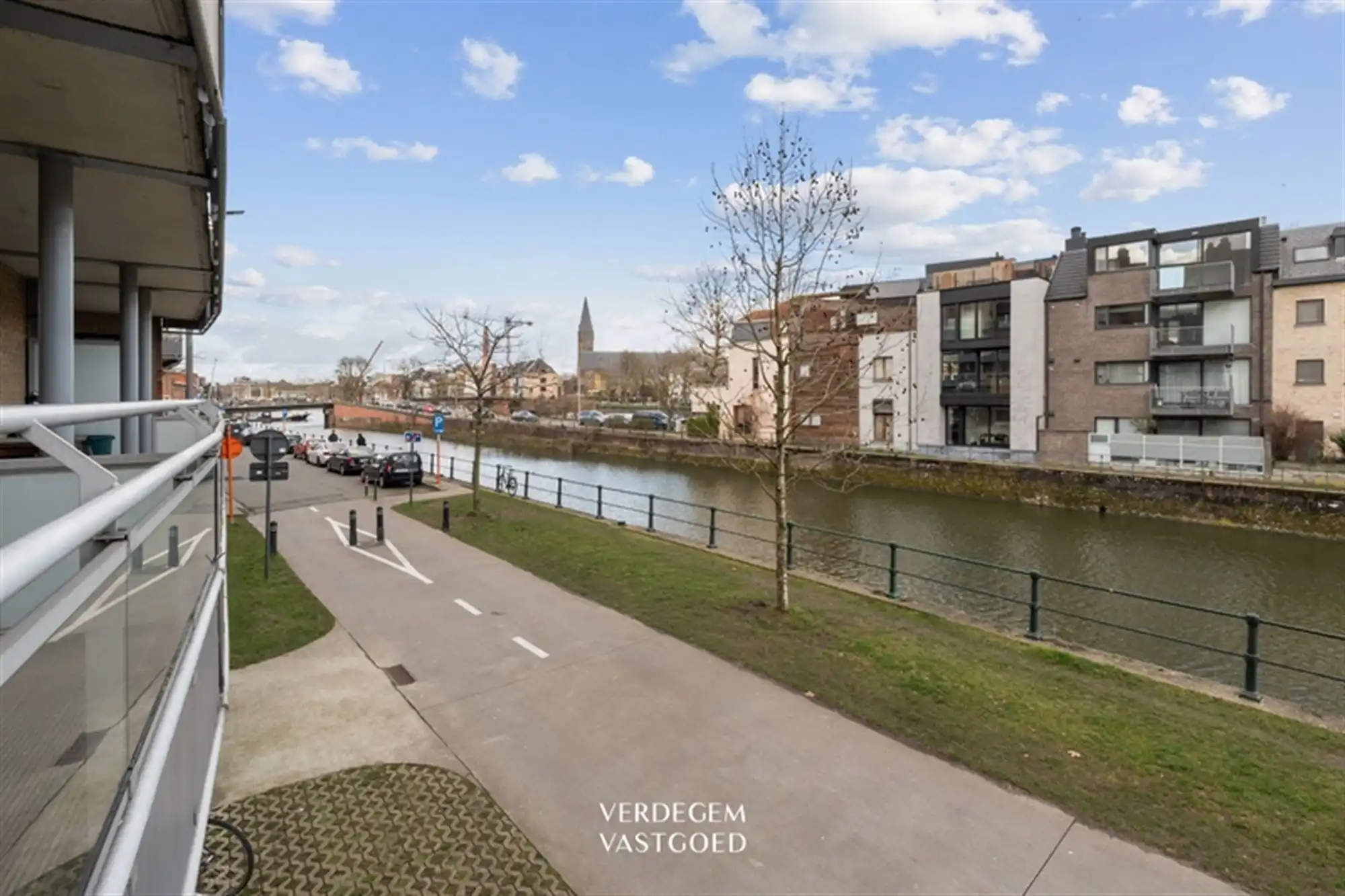Appartement met 2 slaapkamers, 2 badkamers en 2 terrassen op unieke ligging foto 15