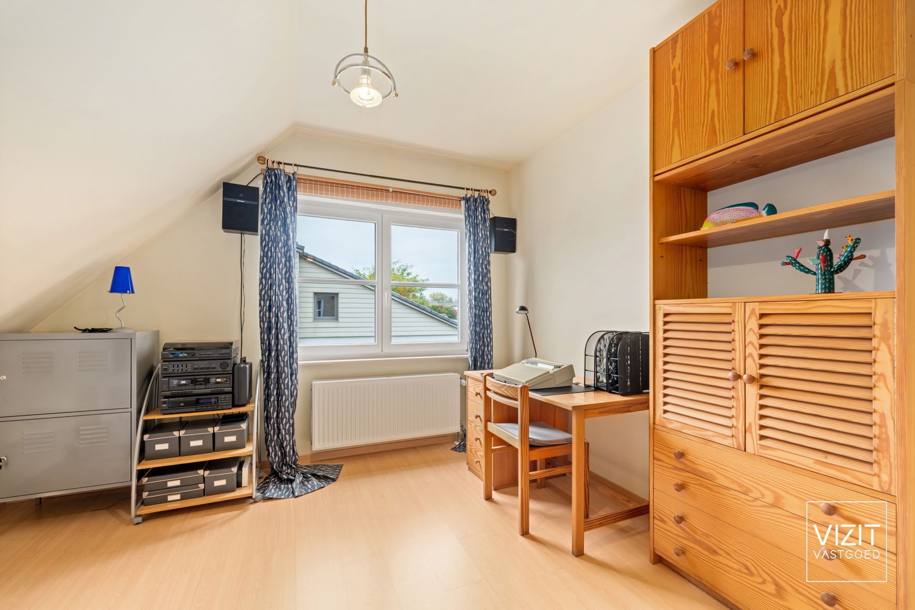 Ruime villa met mooie aangelegde tuin op toplocatie foto 15