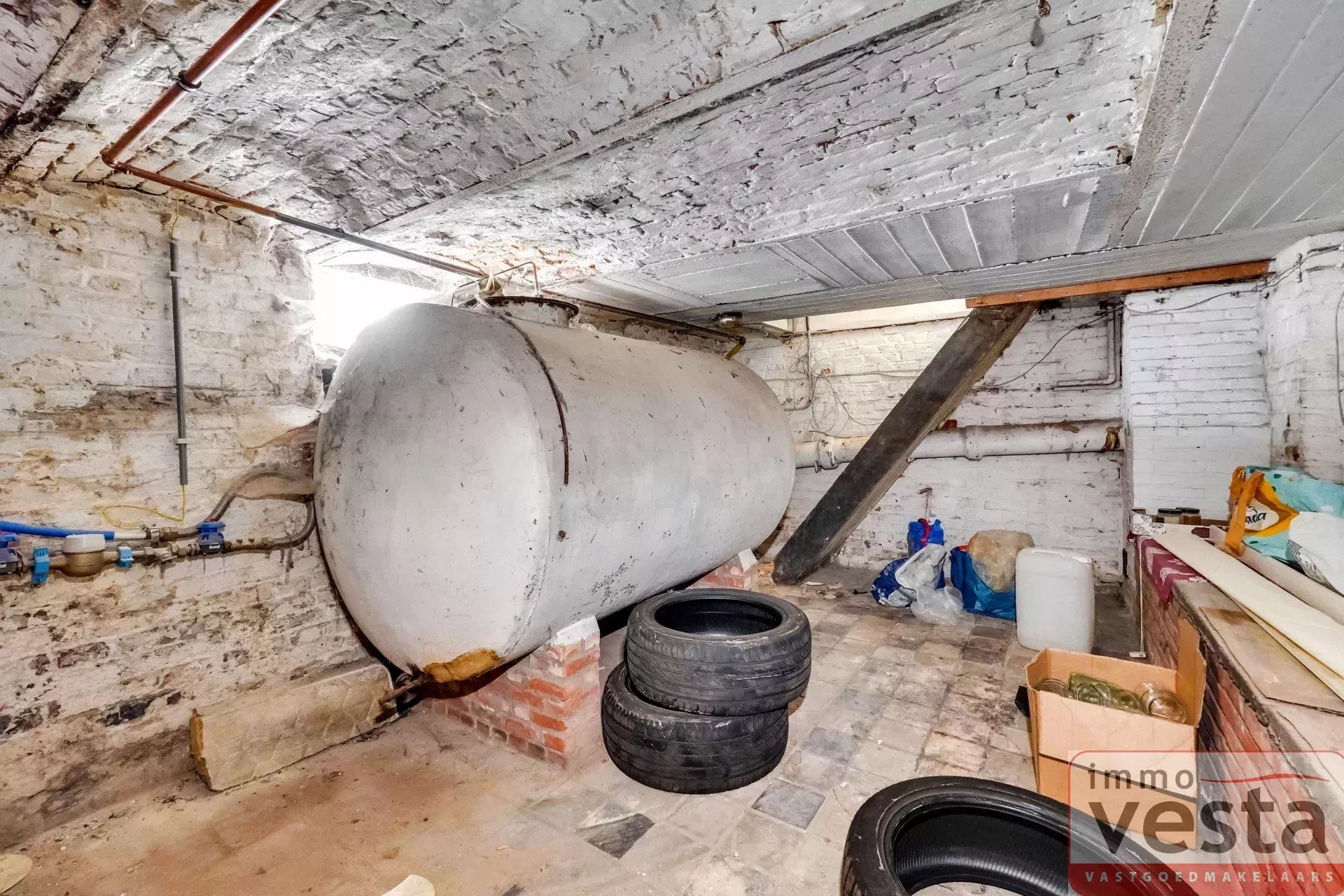 Ruime rijwoning op wandelafstand van centrum foto 20
