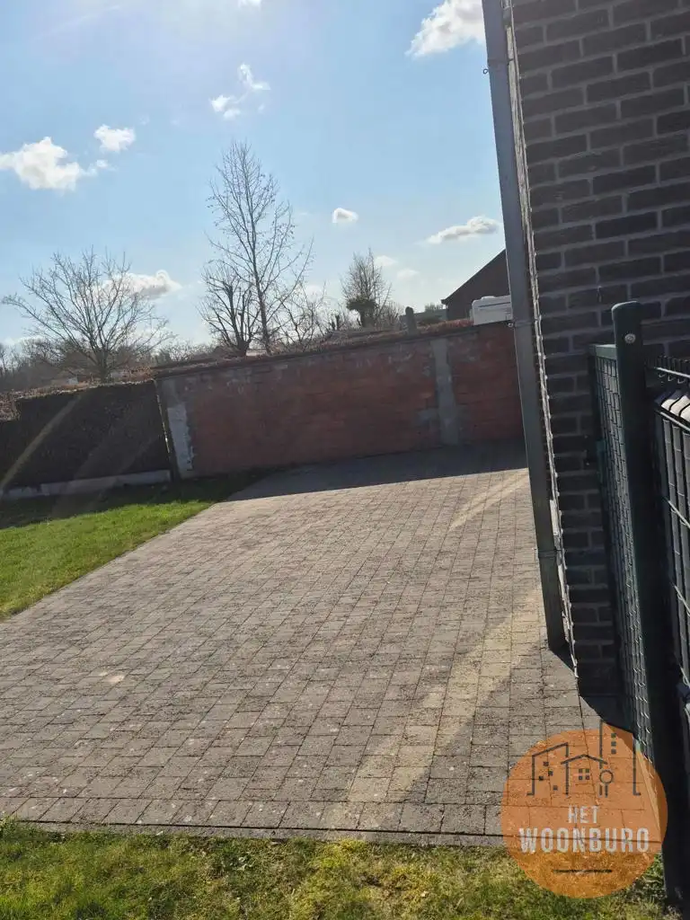 Halfopen bebouwing met 3 slpks, zolder, garage en tuin foto 19