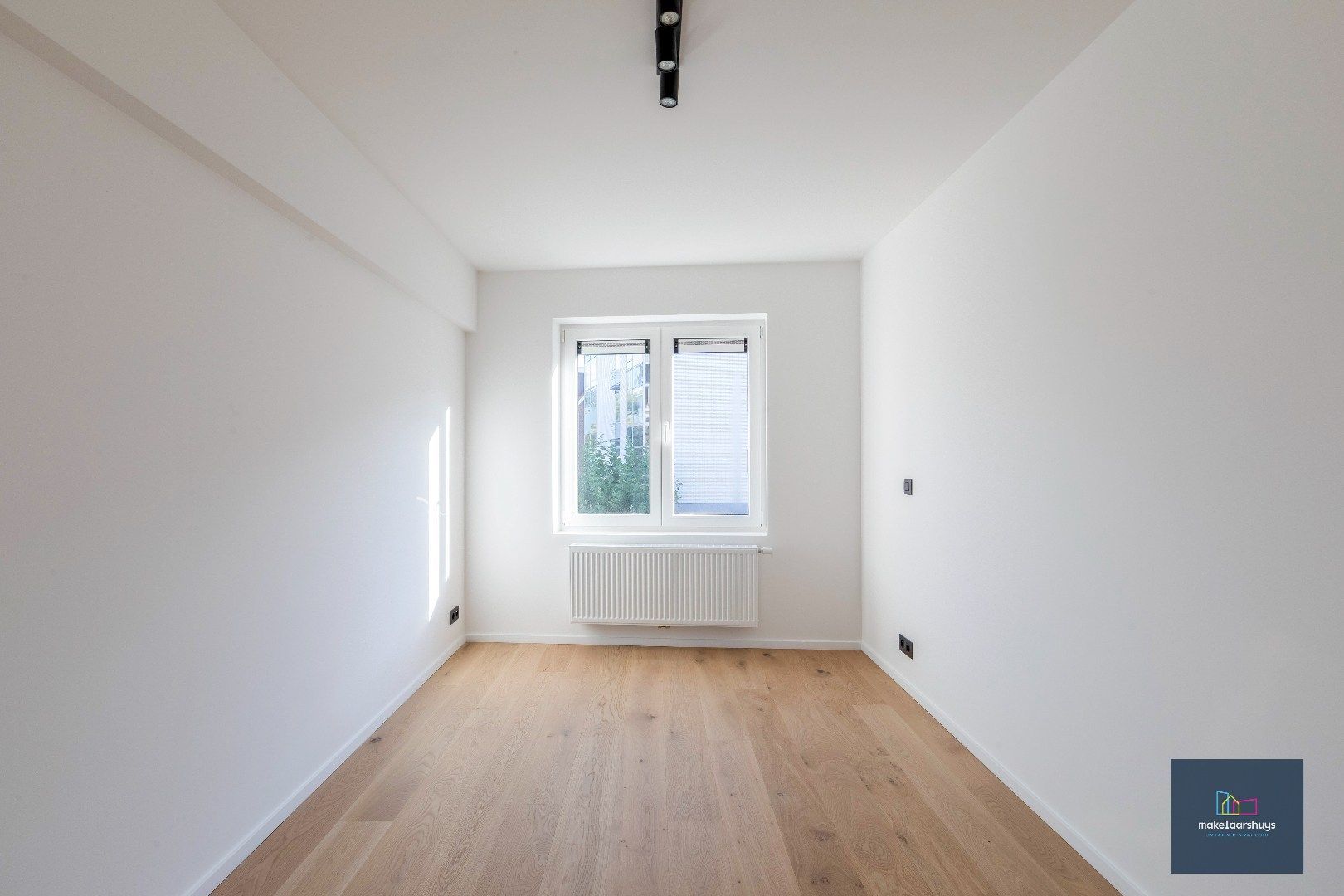 Uniek 3 slpk. appartement  met terras  nabij station Gent-Sint-Pieters foto 8