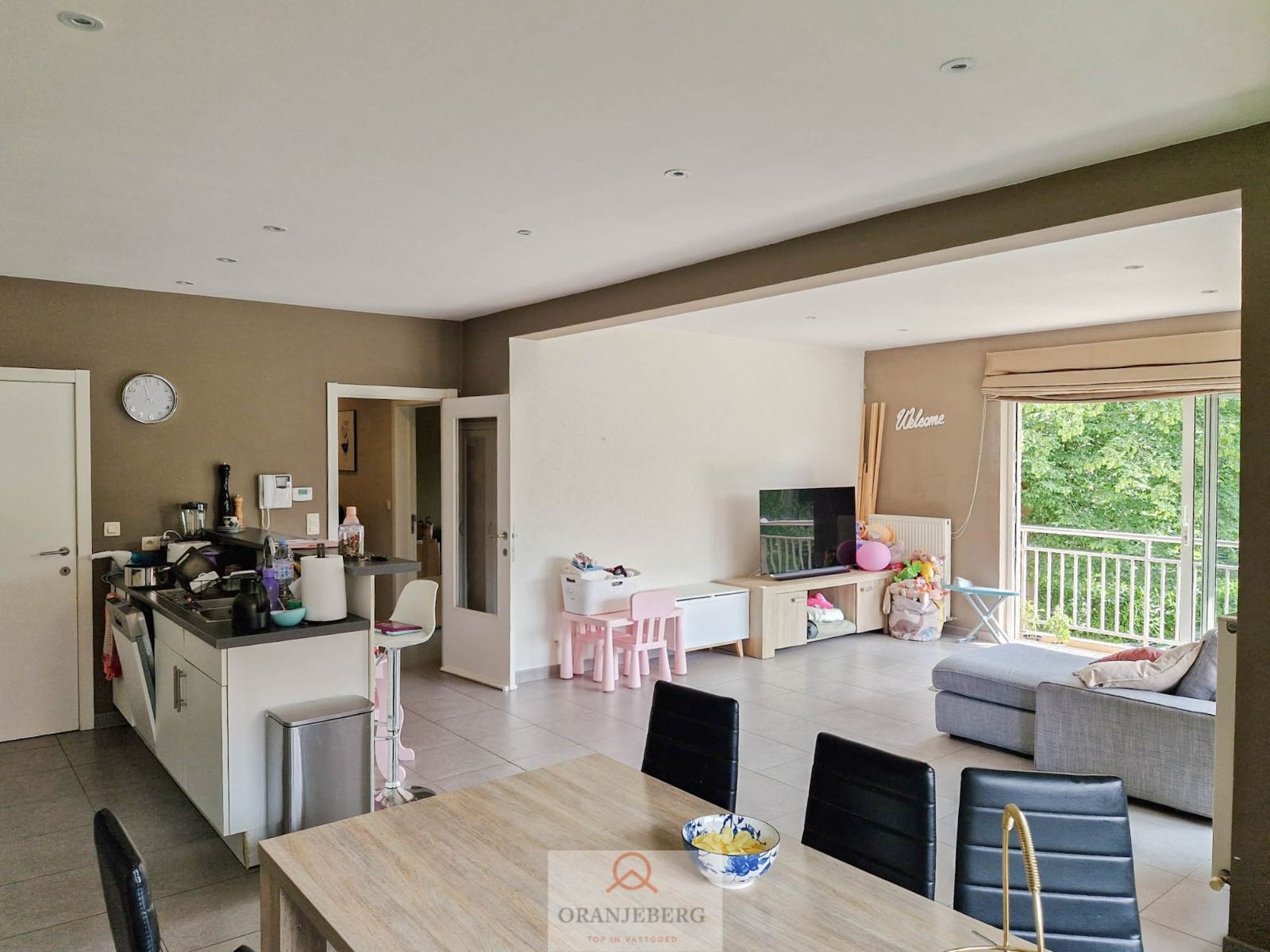 Klassevol appartement met zonneterras en garagebox! foto 6