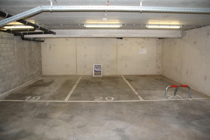 Parkeerplaats te koop foto 2