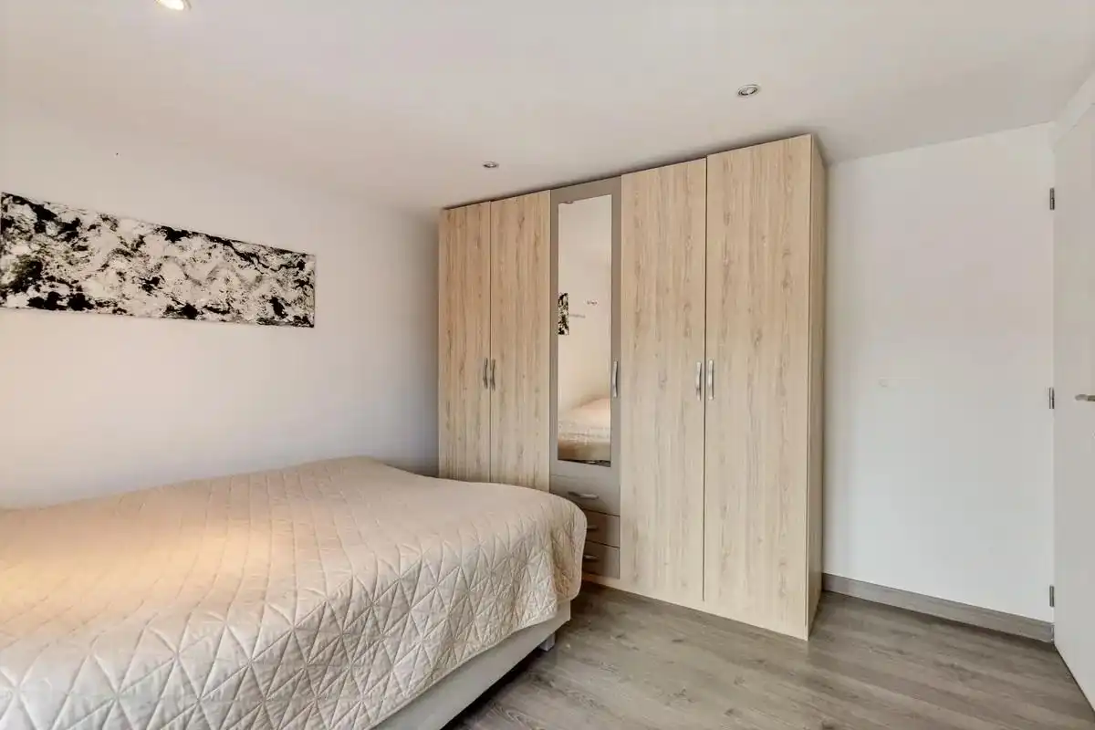 Ruime gezinswoning op goede ligging foto 20