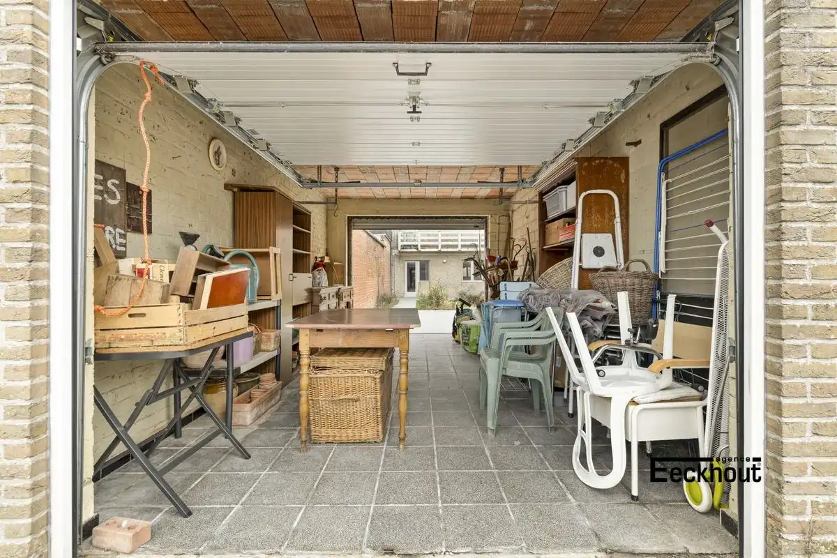 Gezellig appartement met 2 slaapkamers en ruime tuin met garage. foto 11