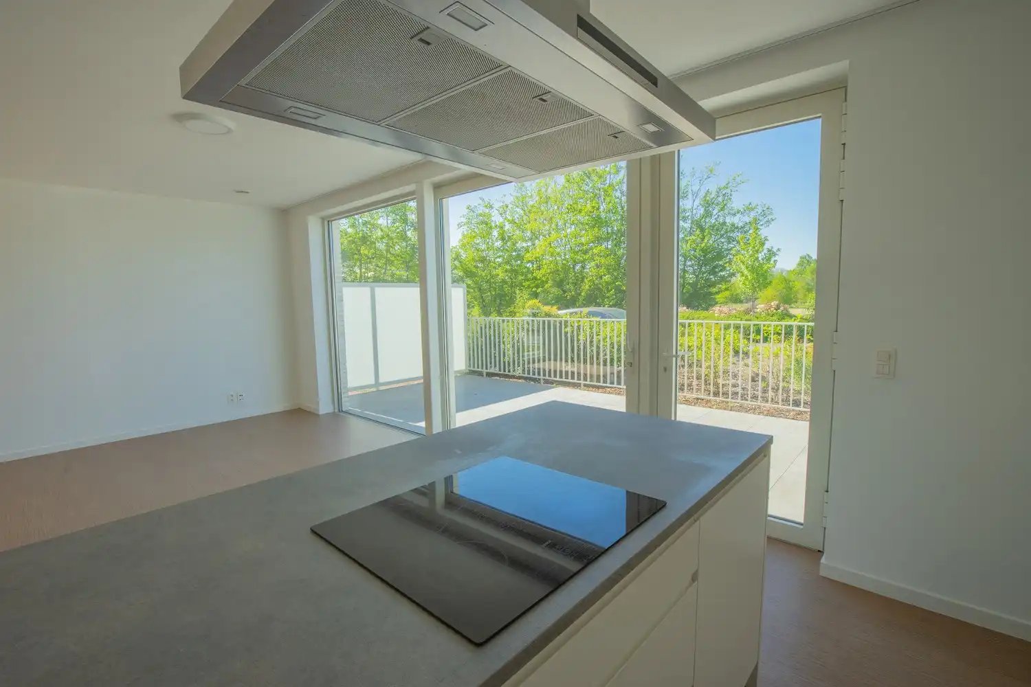 Energiezuinig appartement met een zeer ruim terras en ondergrondse staanplaats! foto 8