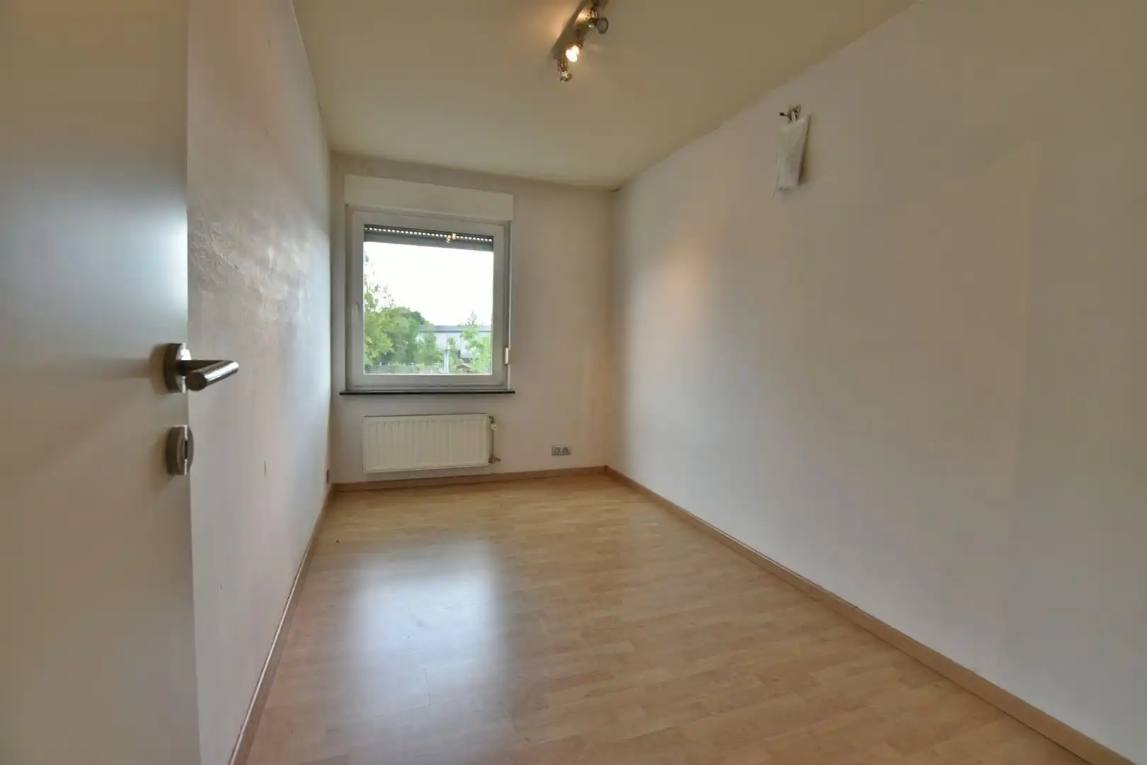 Gezellige instapklare woning met garage en tuin te Hamme centrum foto 26