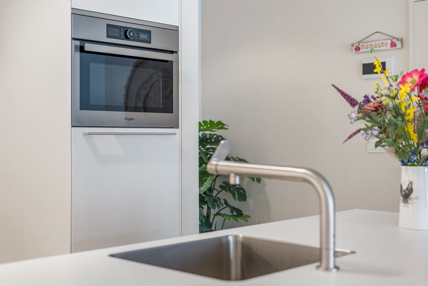 Volledig instapklaar, hedendaags en zeer stijlvol gemeubeld appartement met 2 slaapkamers foto 19