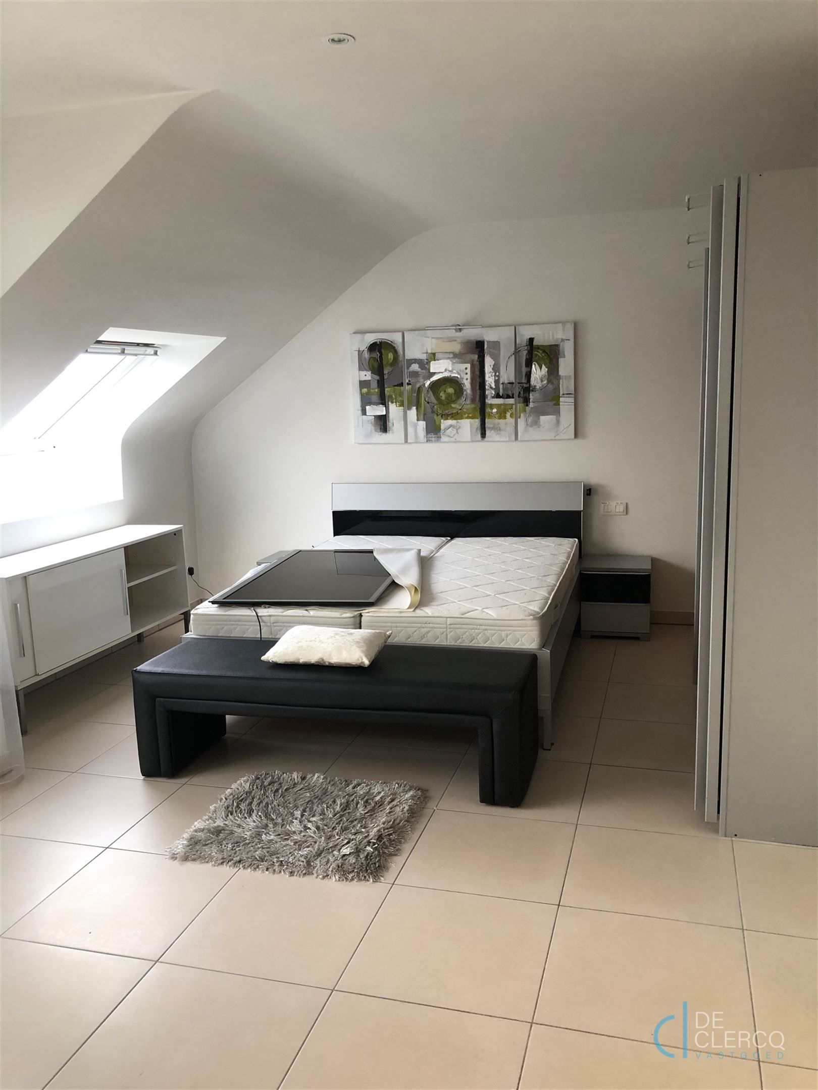 Zeer ruim appartement met garage TE HUUR in het centrum van Lochristi! foto 28
