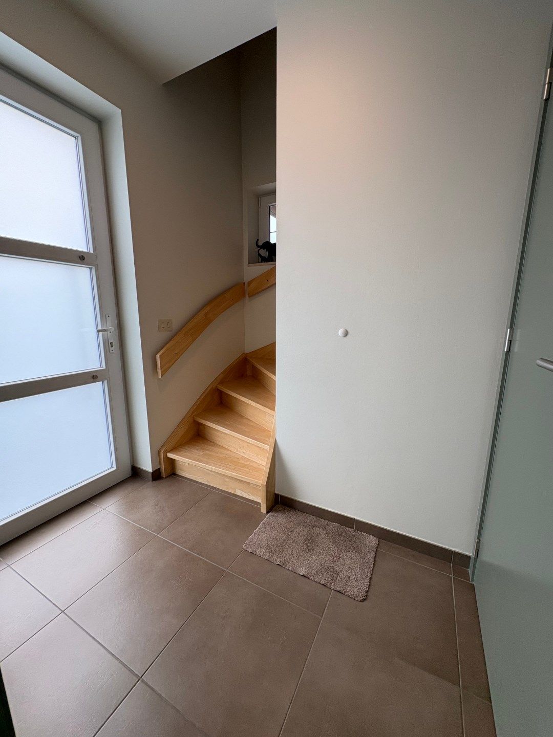 Moderne, instapklare, halfopen bebouwing foto 12