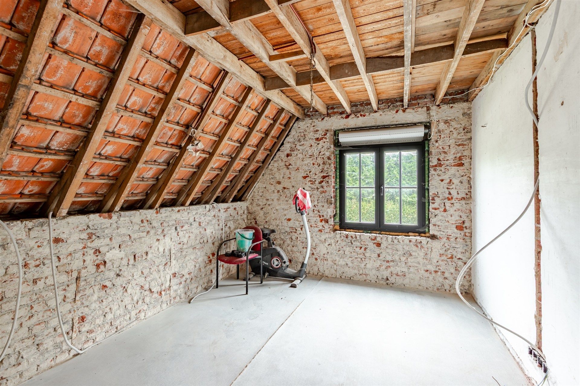 Te renoveren vrijstaande woning op grond van 1386m² foto 12