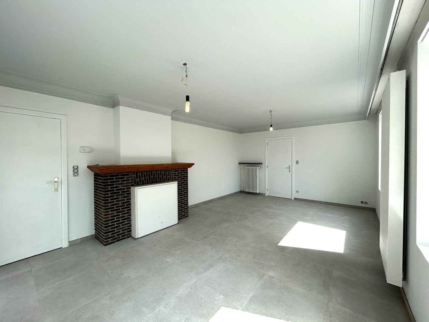 Recent gerenoveerde halfopen bebouwing met 4 kamers te Marialoop (Meulebeke)! foto 4