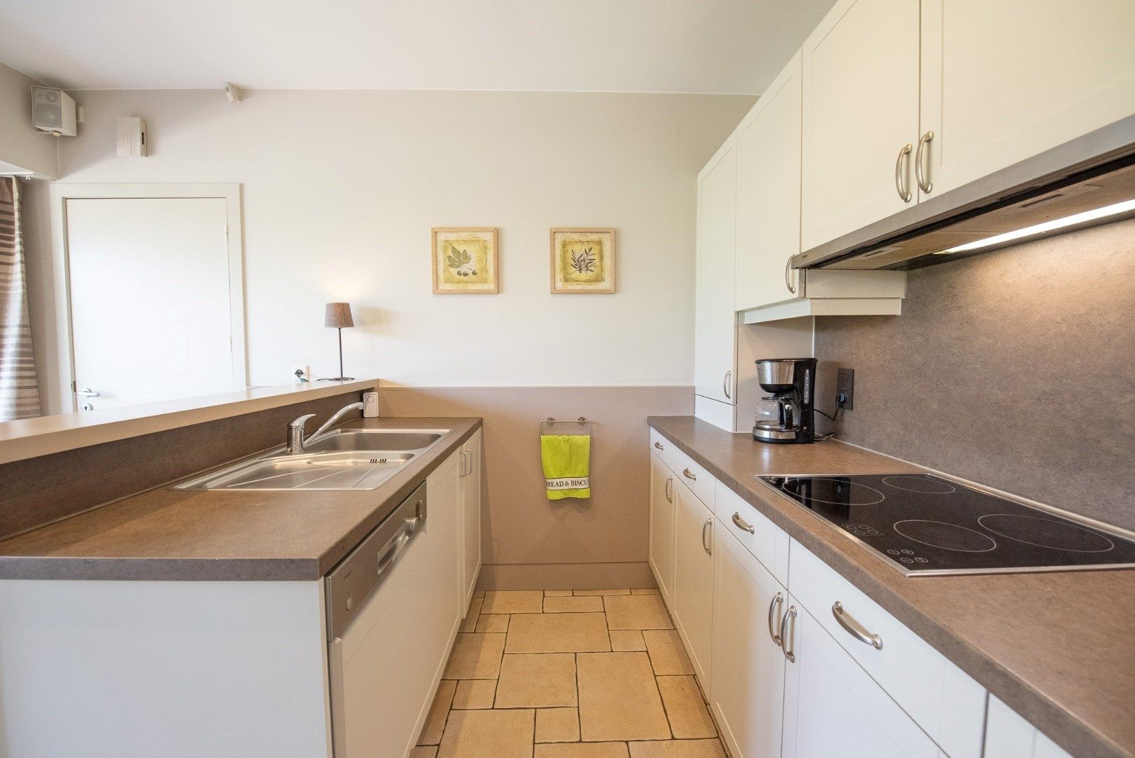 Te koop in Zulte – Alleenstaande villa met karakter op toplocatie  foto 9