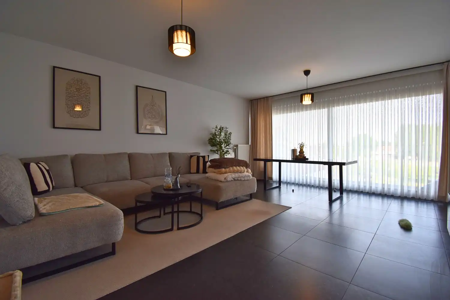 Modern appartement met 2 slaapkamers en garage foto 5