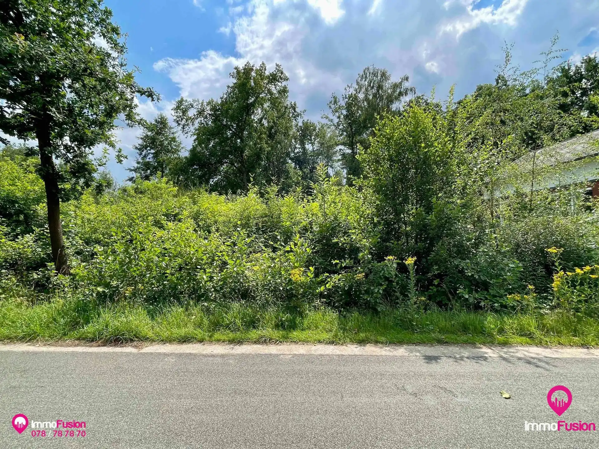 Prachtig gelegen bouwgrond voor OB met 17.2m straatbreedte! foto 4