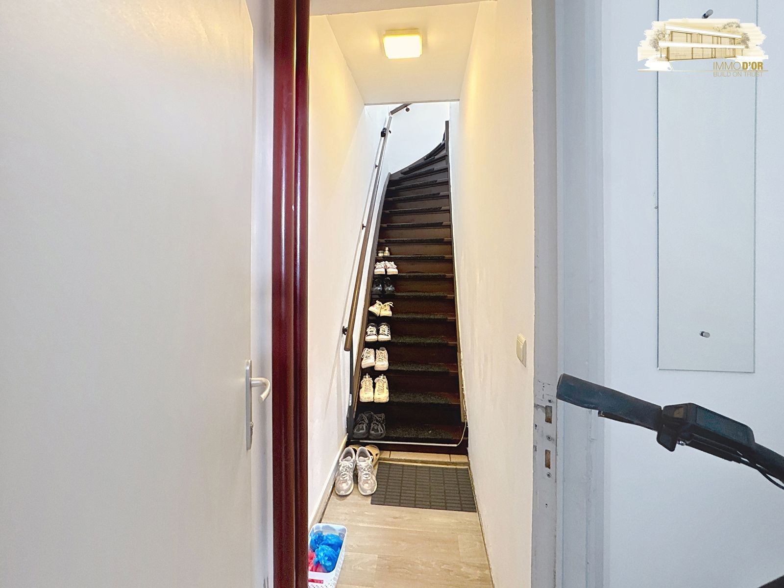 Te koop In hartje Brasschaat handelspand + duplex foto 12