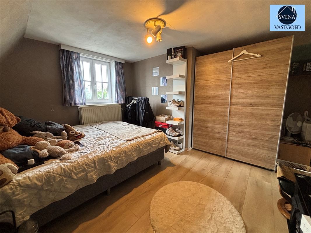 3-GEVELWONING MET 4 SLAAPKAMERS EN TUIN foto 11