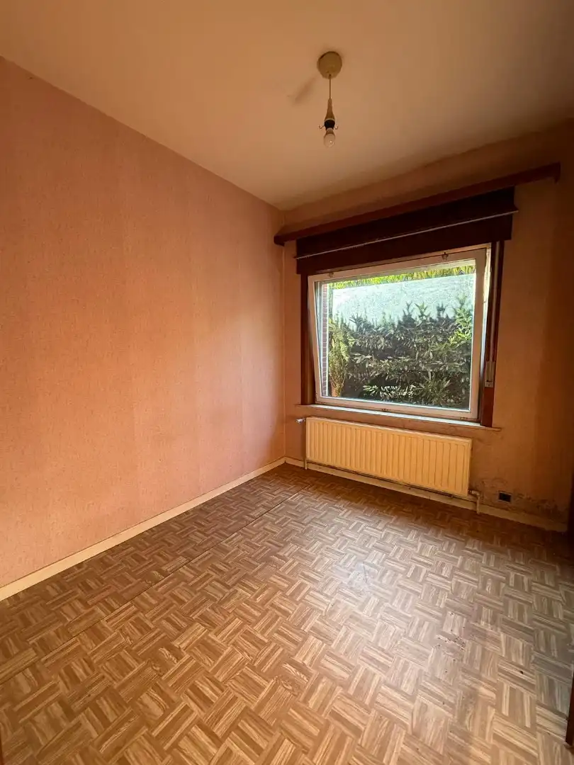 Eengezinswoning met 3 slaapkamers, garage, terras en ruime tuin foto 11