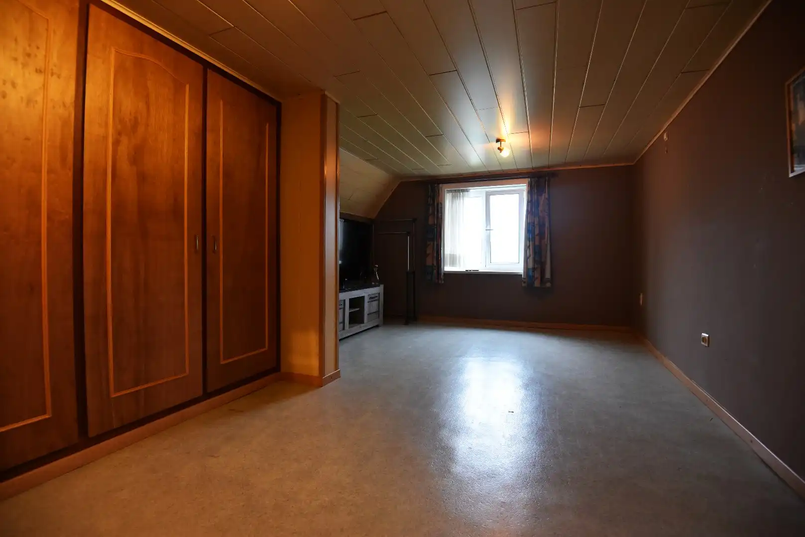 Woning met 3 slaapkamers, tuin  en dubbele garage te Kaprijke foto 8