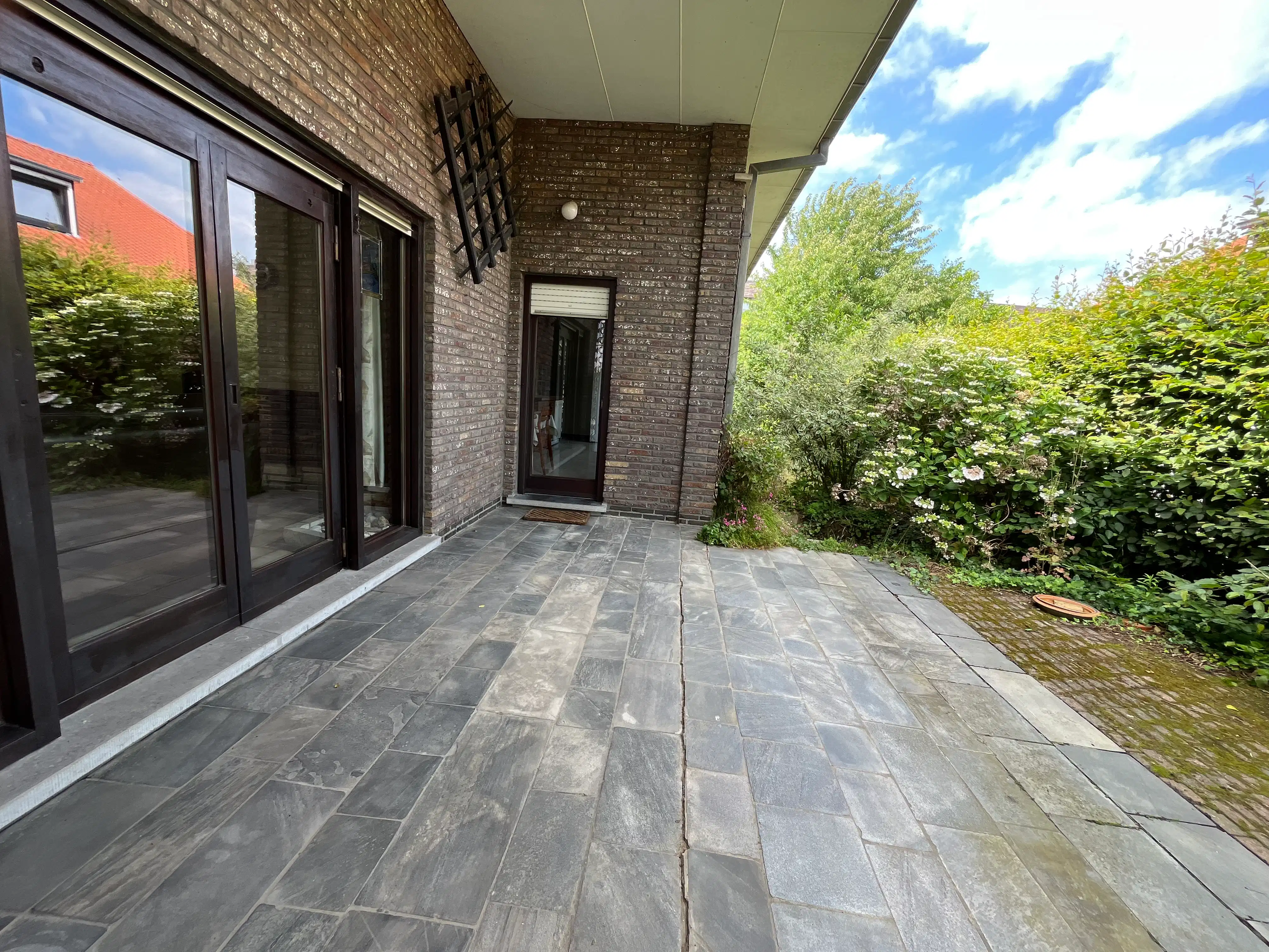 Uitstekend gelegen ruime woning foto 18