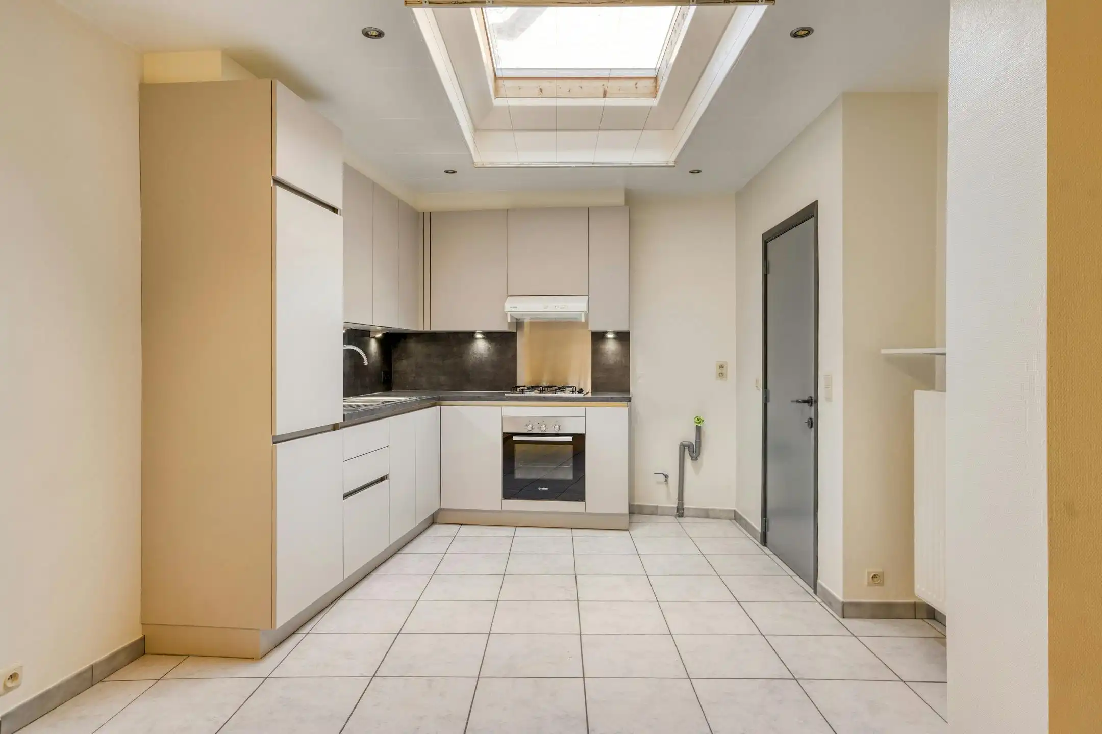 Instapklaar huis te koop in Ieper centrum foto 12