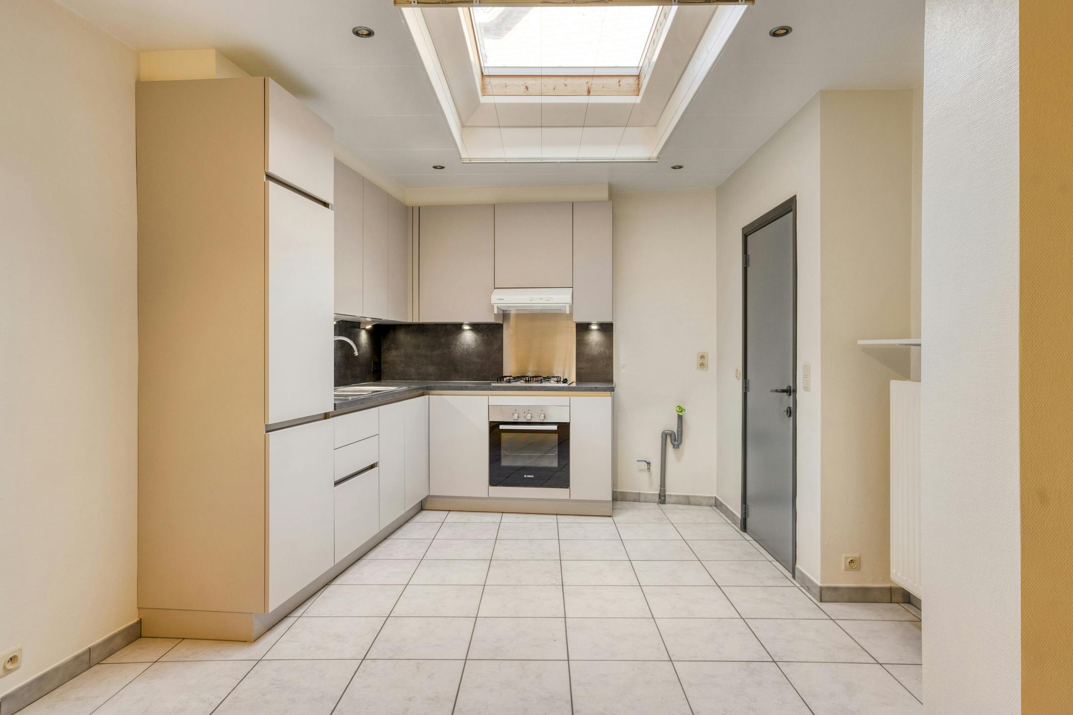 Instapklaar huis te koop in Ieper centrum foto 12