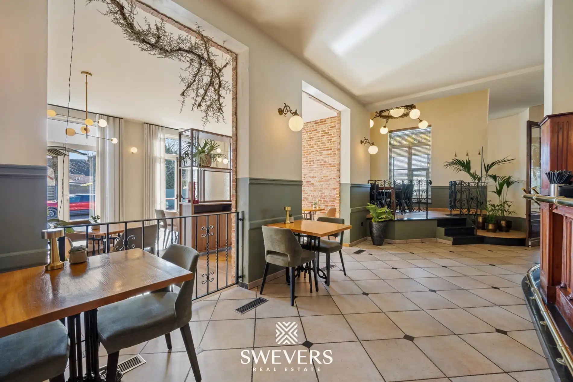 Gekende horecazaak (Het Landerhuys) te Koersel met appartement foto 3