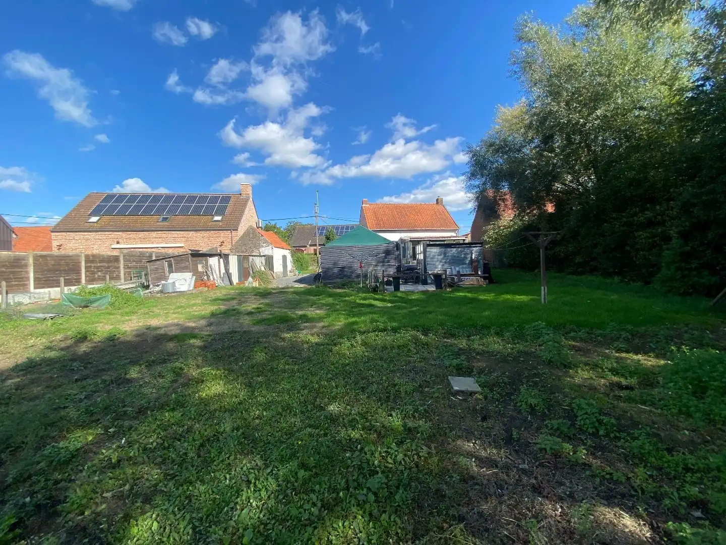 Vrijstaande woning op ruim perceel van 896m² foto 8