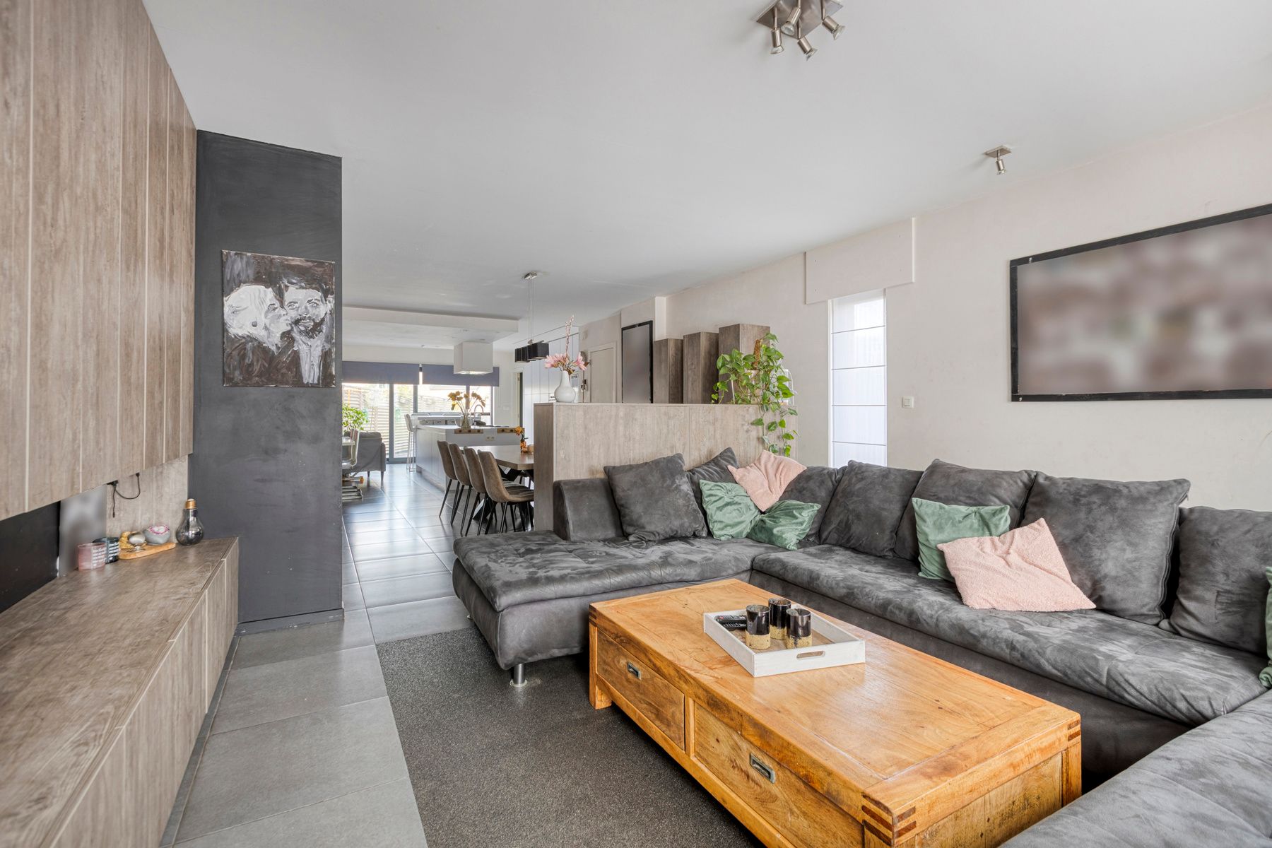 Moderne nieuwbouwwoning met 4 slaapkamers en gezellige tuin. foto 9