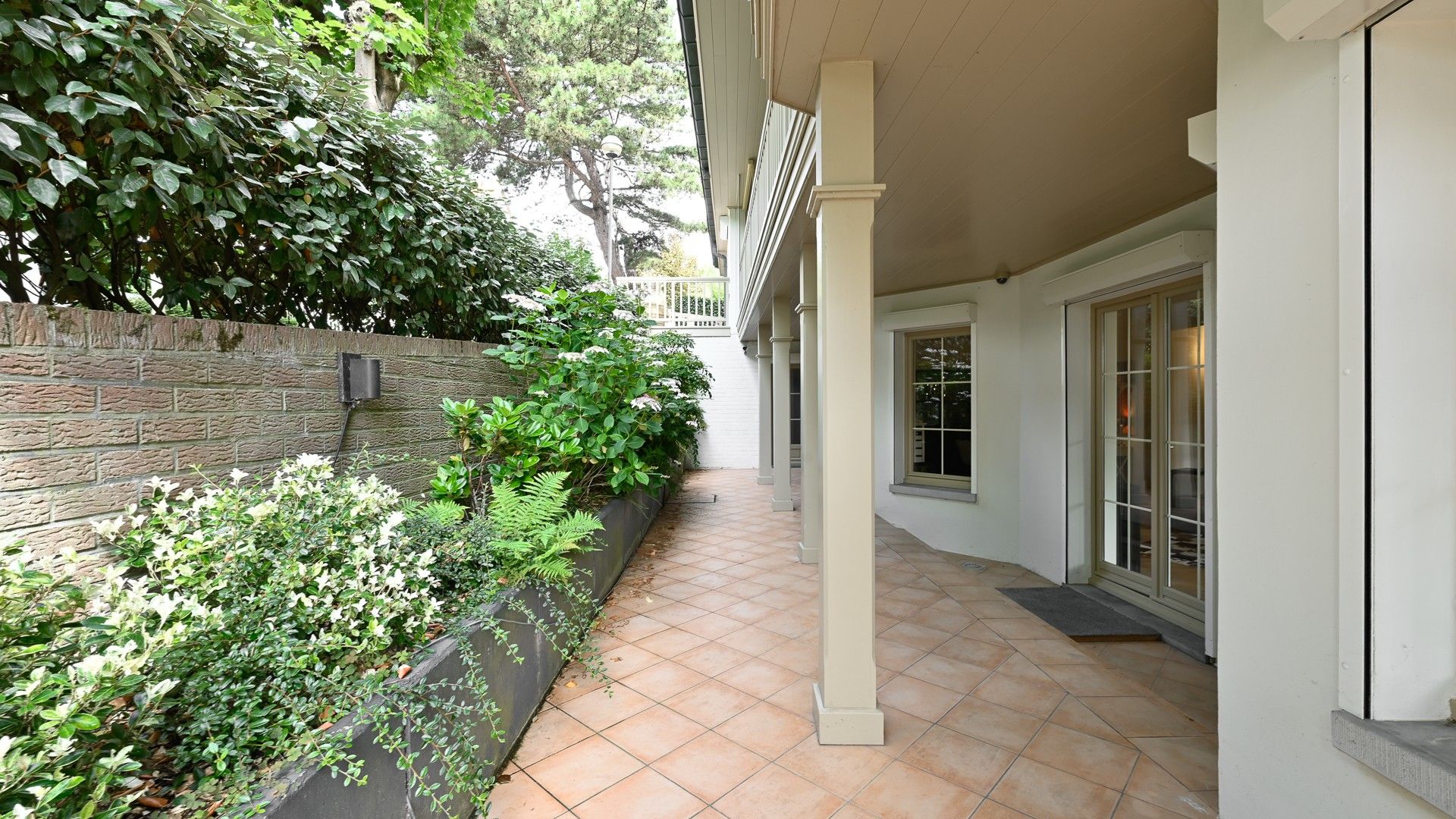 Heel ruim appartement van 165m² in de villaresidentie Elysée vlakbij het strand en het Albertplein, hartje Zoute. foto 20