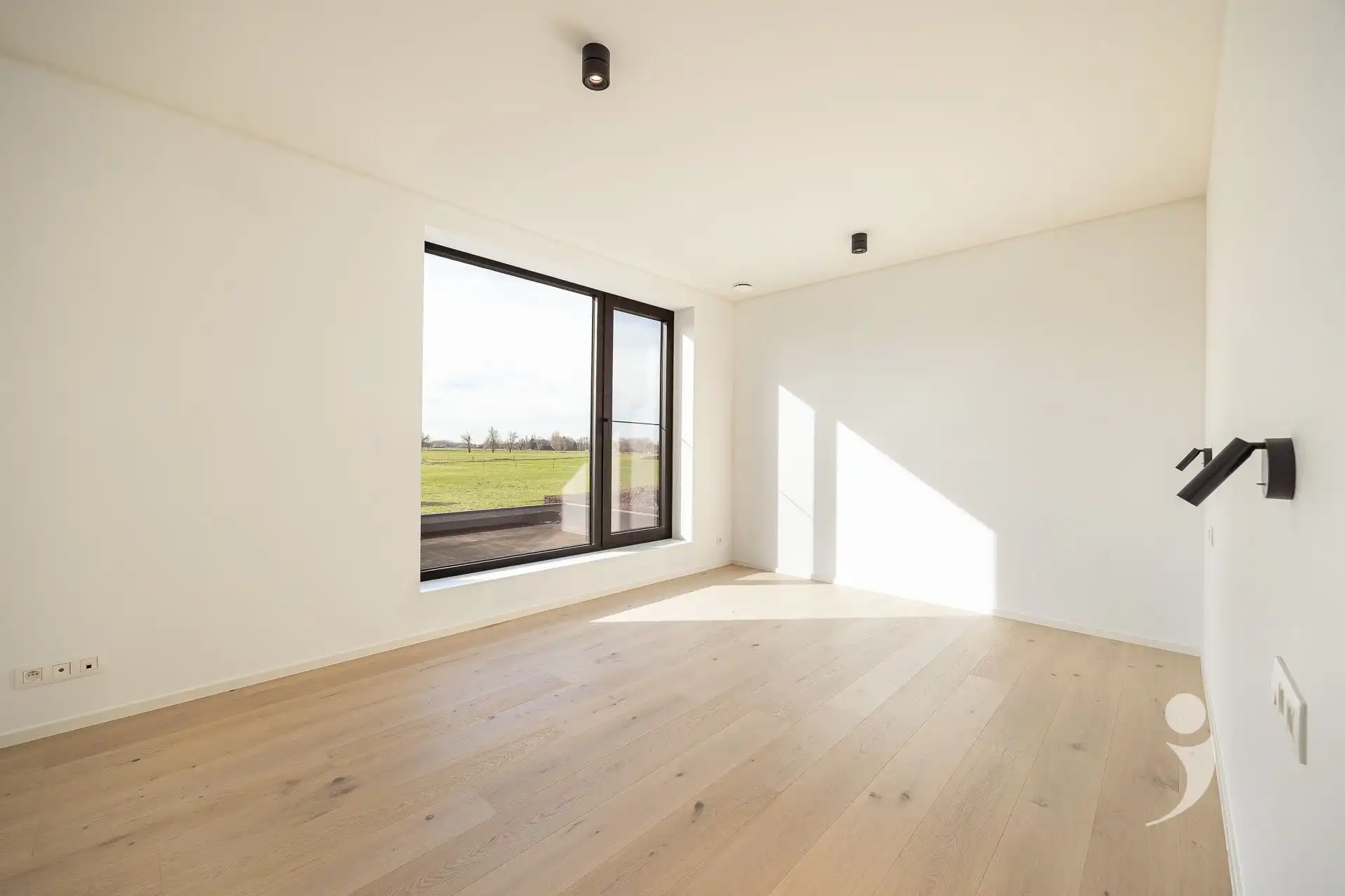 High end nieuwbouwwoning met uniek vergezicht foto 25