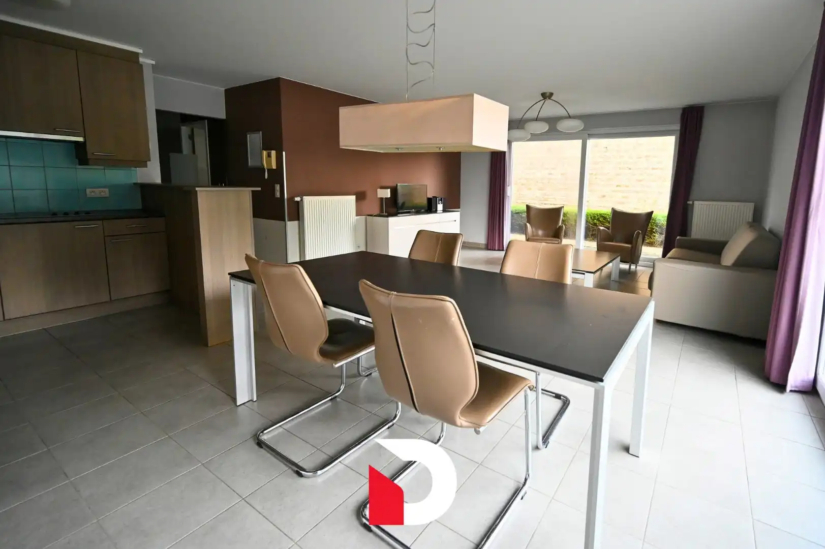 Instapklaar gelijkvloers 1-slaapkamerappartement met tuin en terras in De Haan foto 9