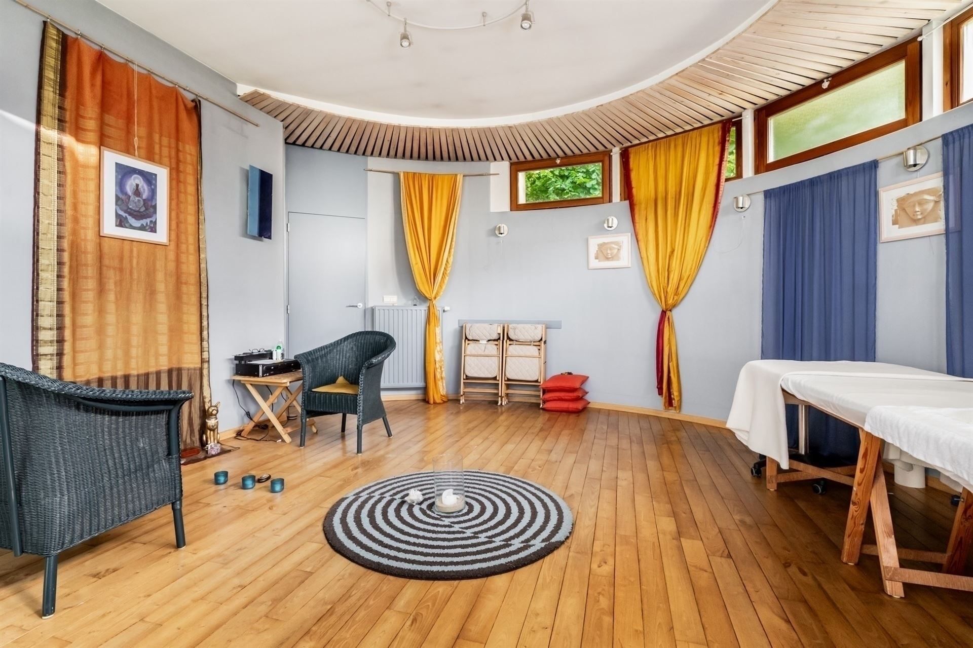 Ruime villa met extra woonhuis/praktijk op 4853m²! foto 20