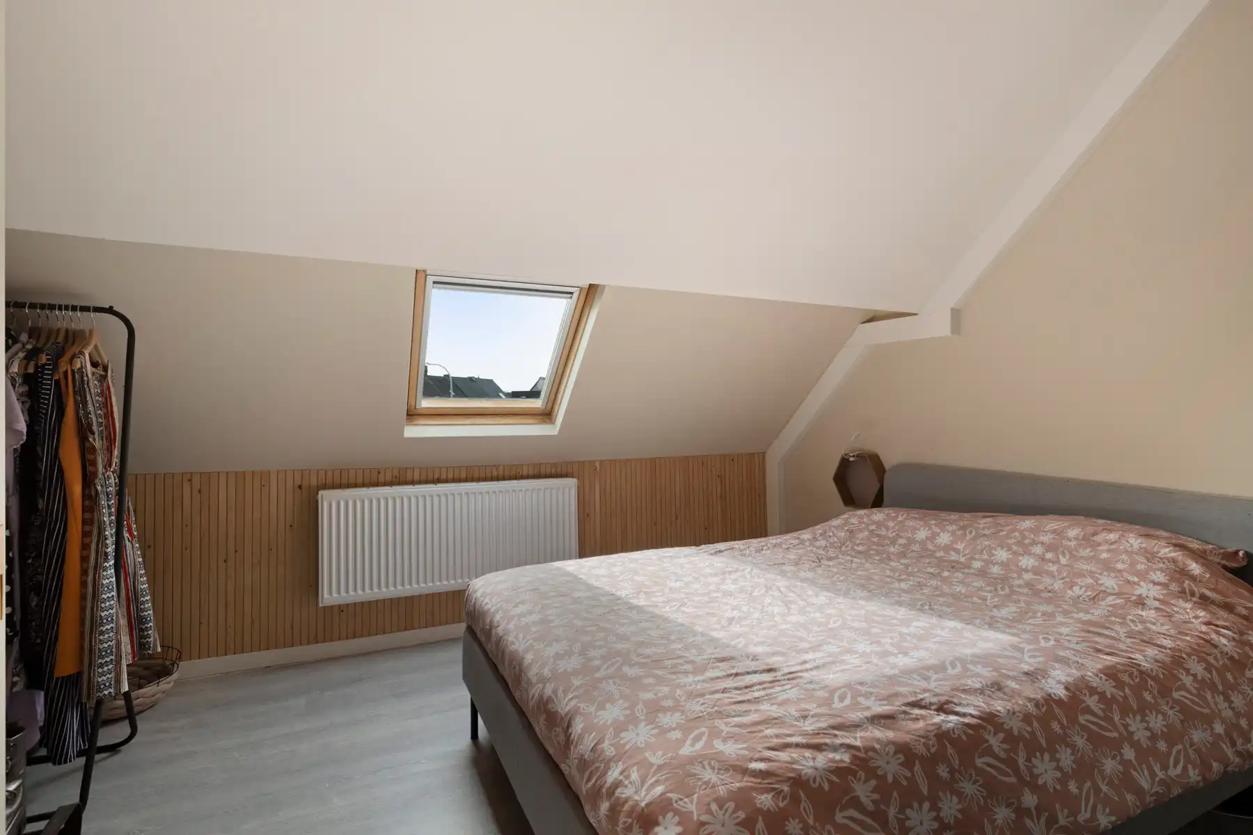 Instapklare woning met 2 slaapkamers en oprit nabij centrum  foto 8