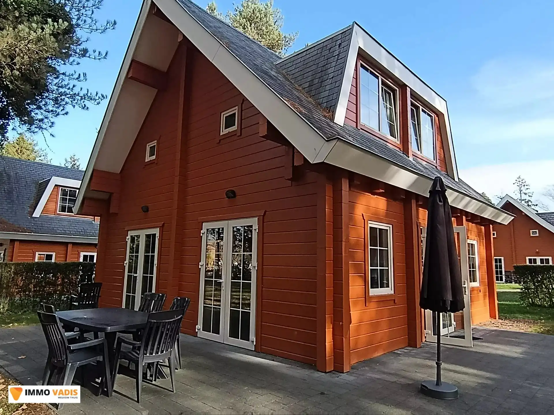 Charmante vakantiewoning met sauna op topligging in Zutendaal foto {{pictureIndex}}