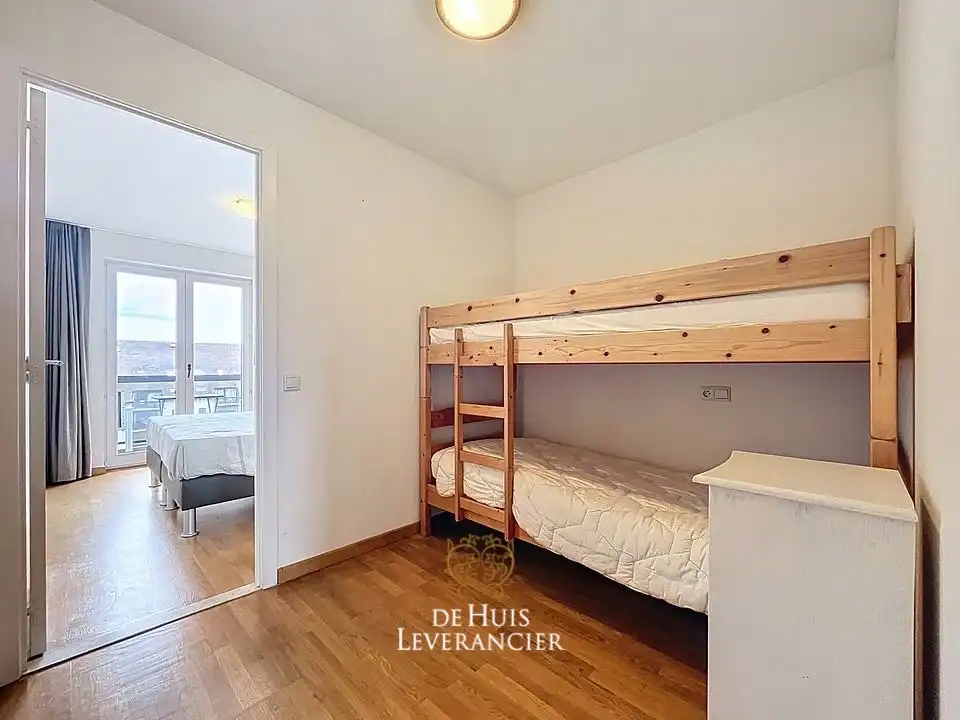 Zonnig en instapklaar appartement op topligging met zeezicht in Koksijde foto 15