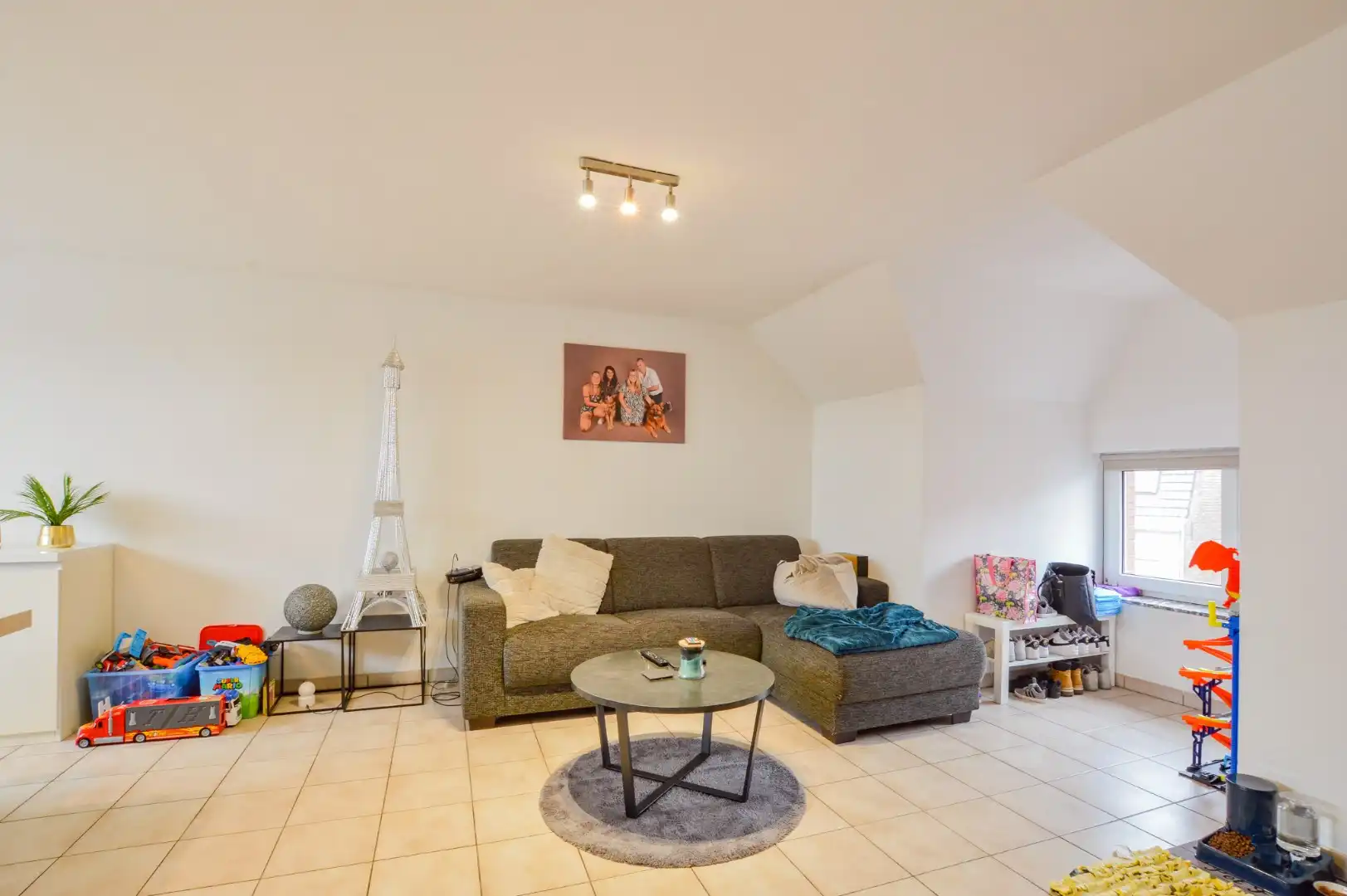 Gezellig appartement in het centrum van Eernegem foto 2