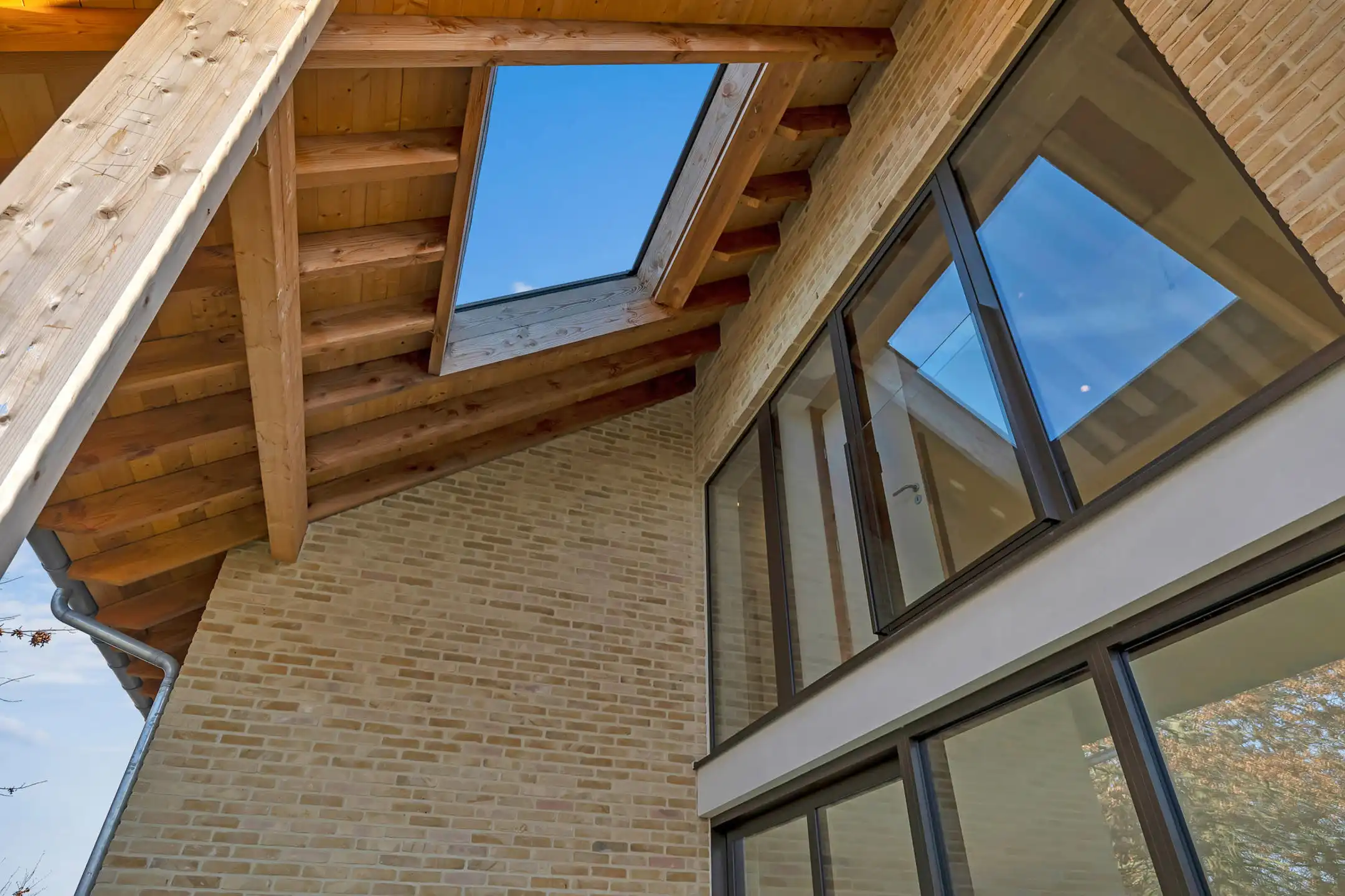 Prachtige half open nieuwbouwwoning in uniek woonerf foto 27