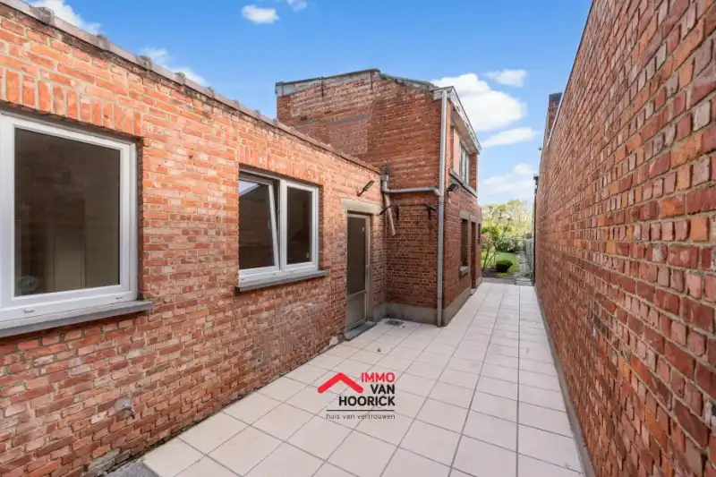 Ruime woning 3 slaapkamers - tuin op 360m² foto 17