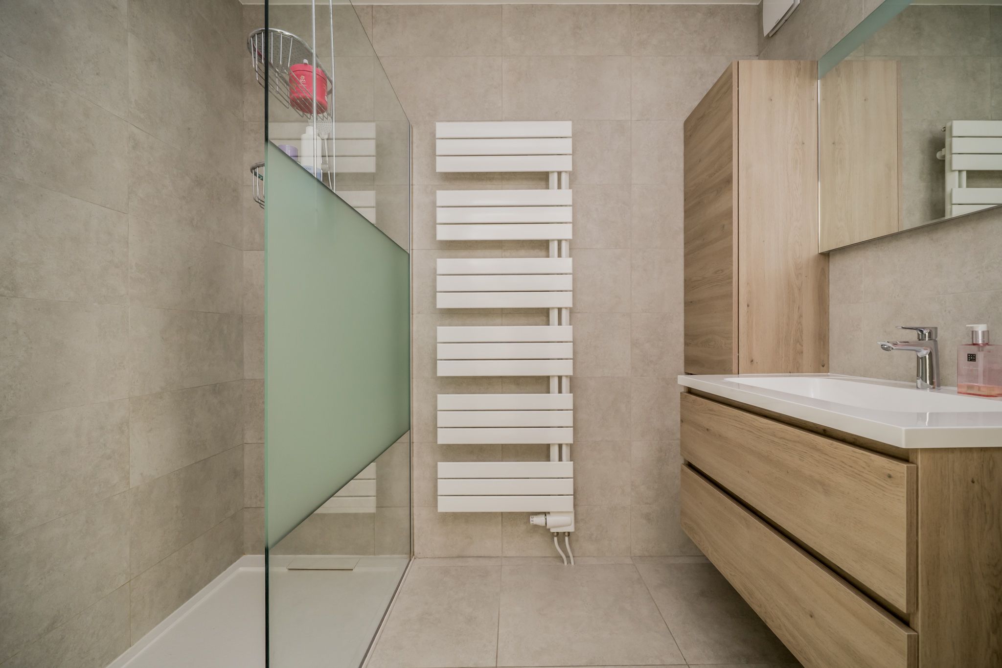 Ruim, lichtrijk hoekappartement (3 slpks) – volledig gerenoveerd – toplocatie te Diegem foto 14