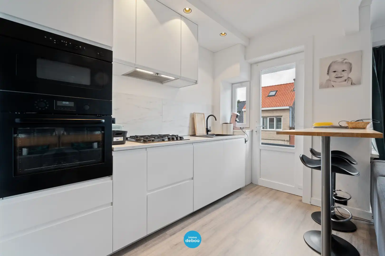 Gerenoveerd appartement met 2 terrassen foto 8