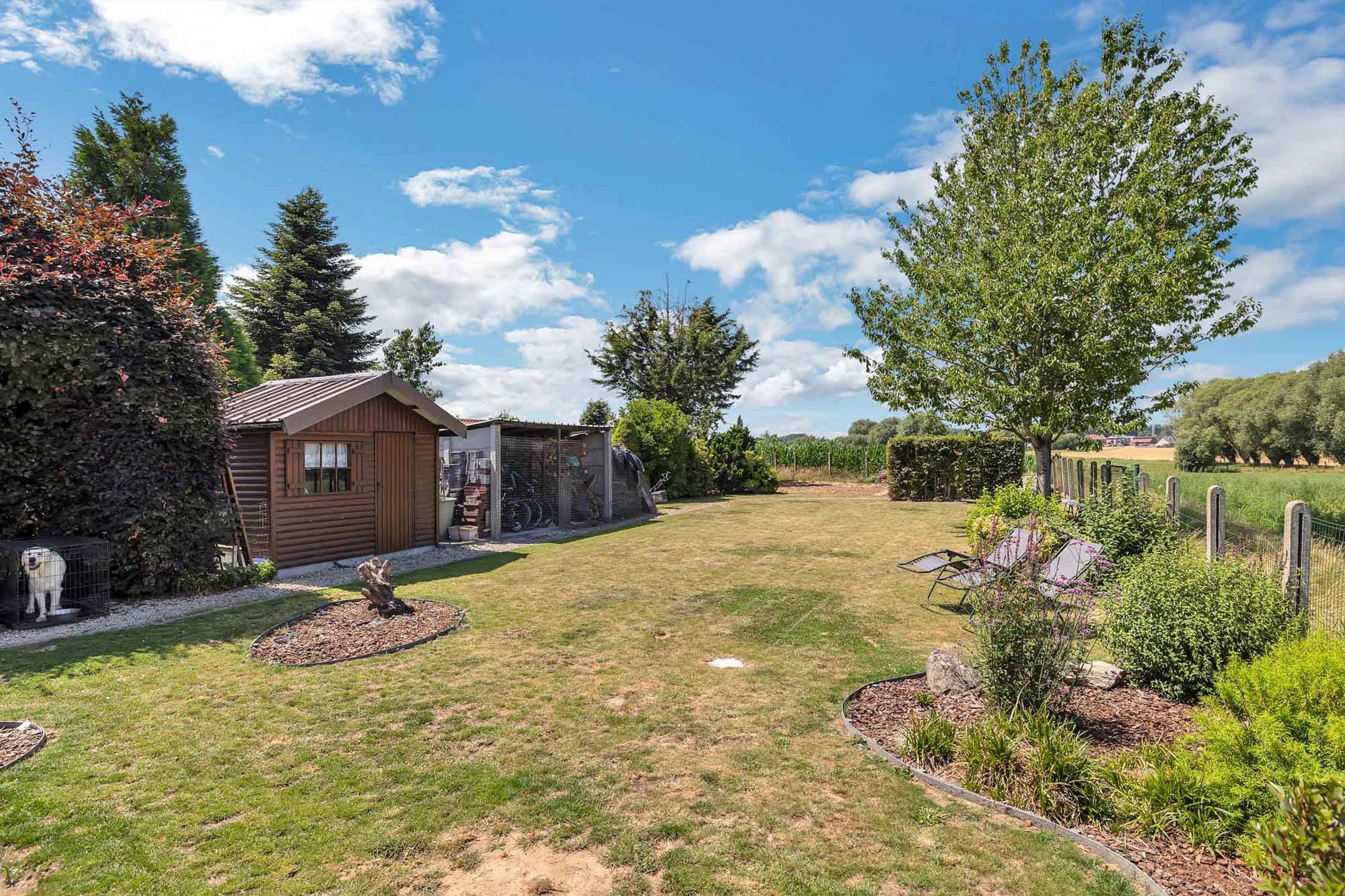 Prachtig gelegen bungalow op ruim perceel te Moerbeke foto 26