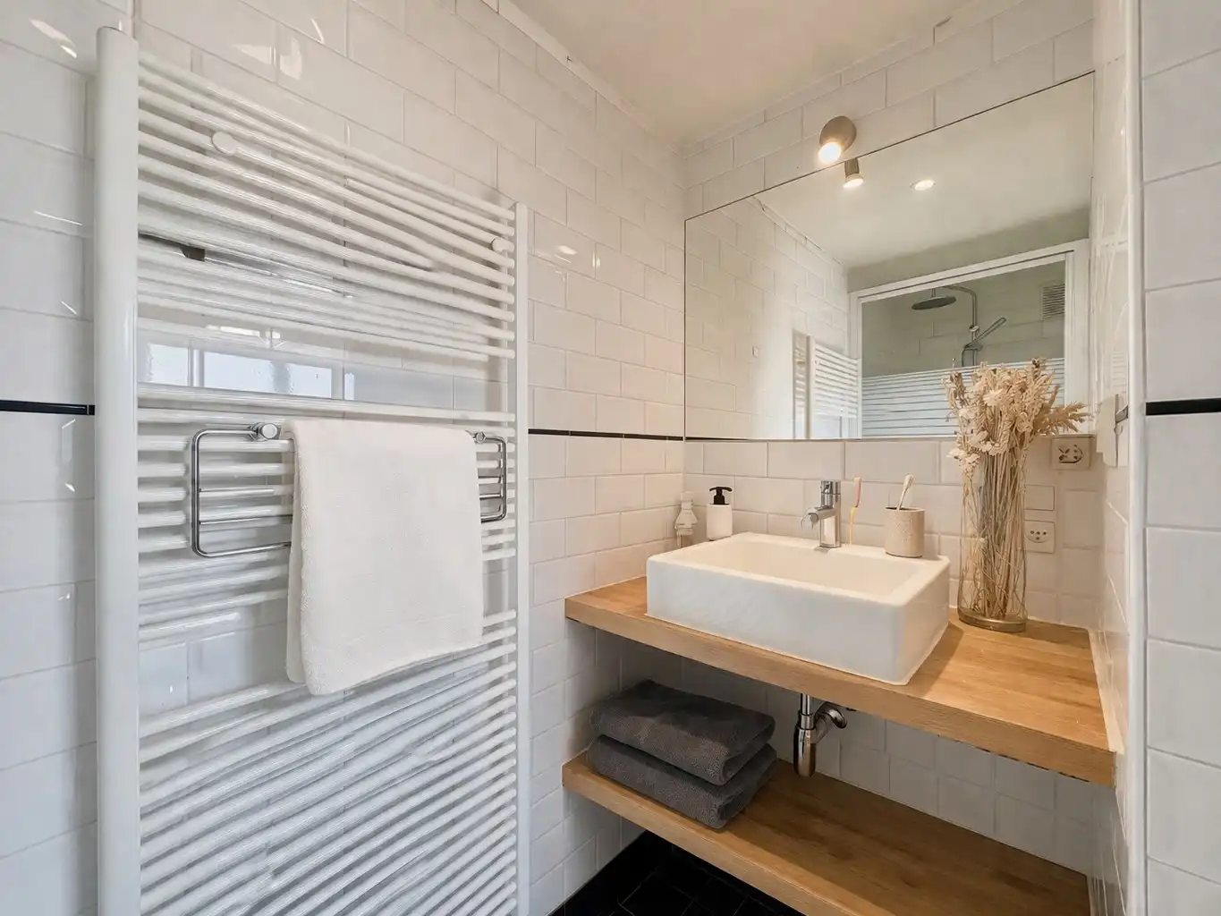 Charmant duplexappartement met terras aan de Plantin en Moretuslei foto 7