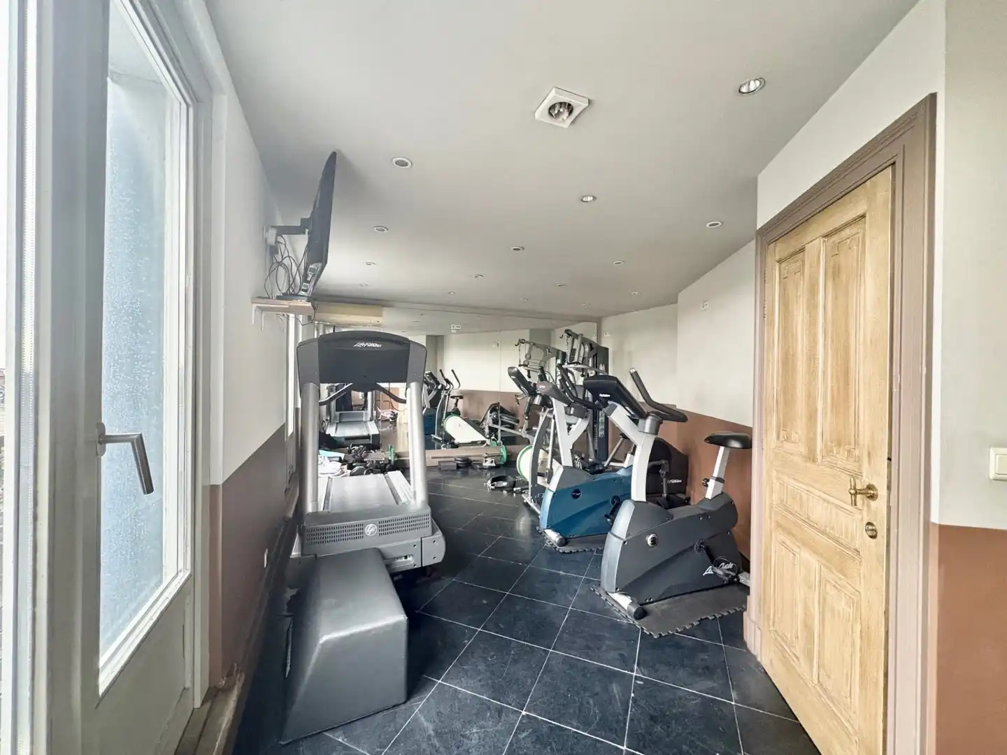 Comfortabel 2-slaapkamerappartement met 2 badkamers foto 22