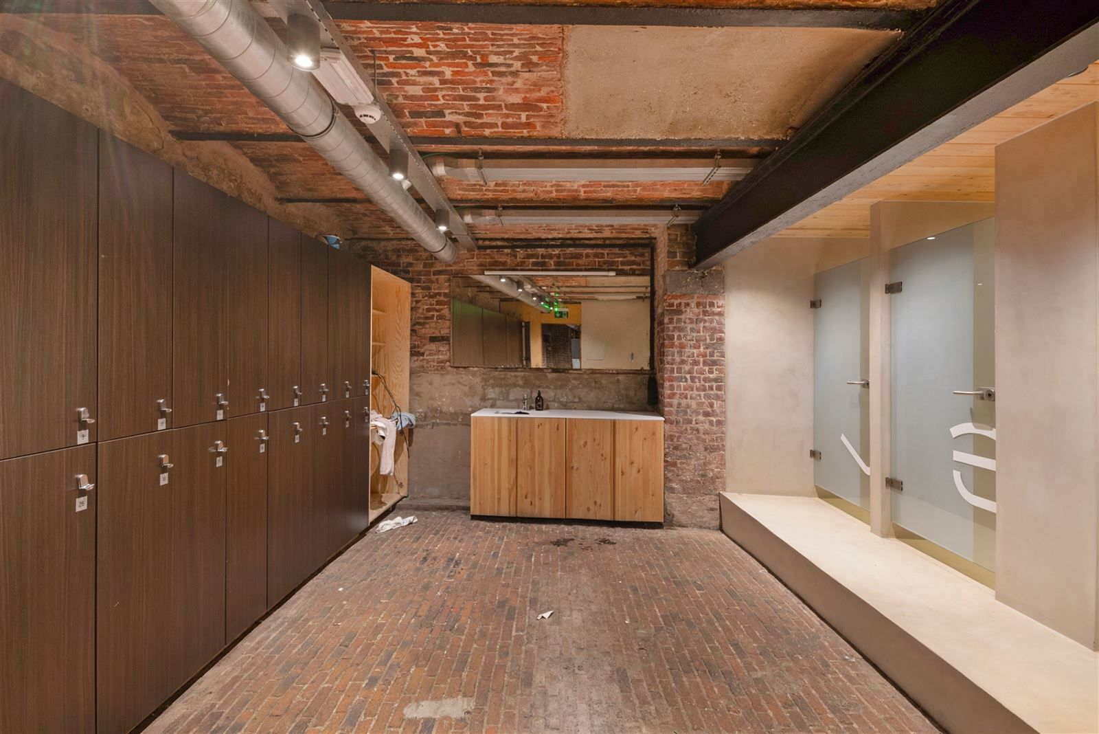 Authentieke handelsruimte van 400 m² in centrum Gent! foto 7