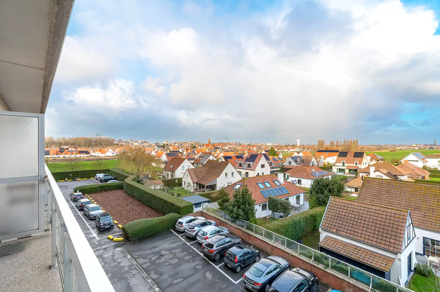 Instapklaar vernieuwd appartement met zuidgericht terras en open zicht foto 20